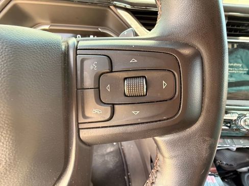 Used 2023 GMC Sierra 1500 AT4 w/ Technology Package AWD/4WD image 13