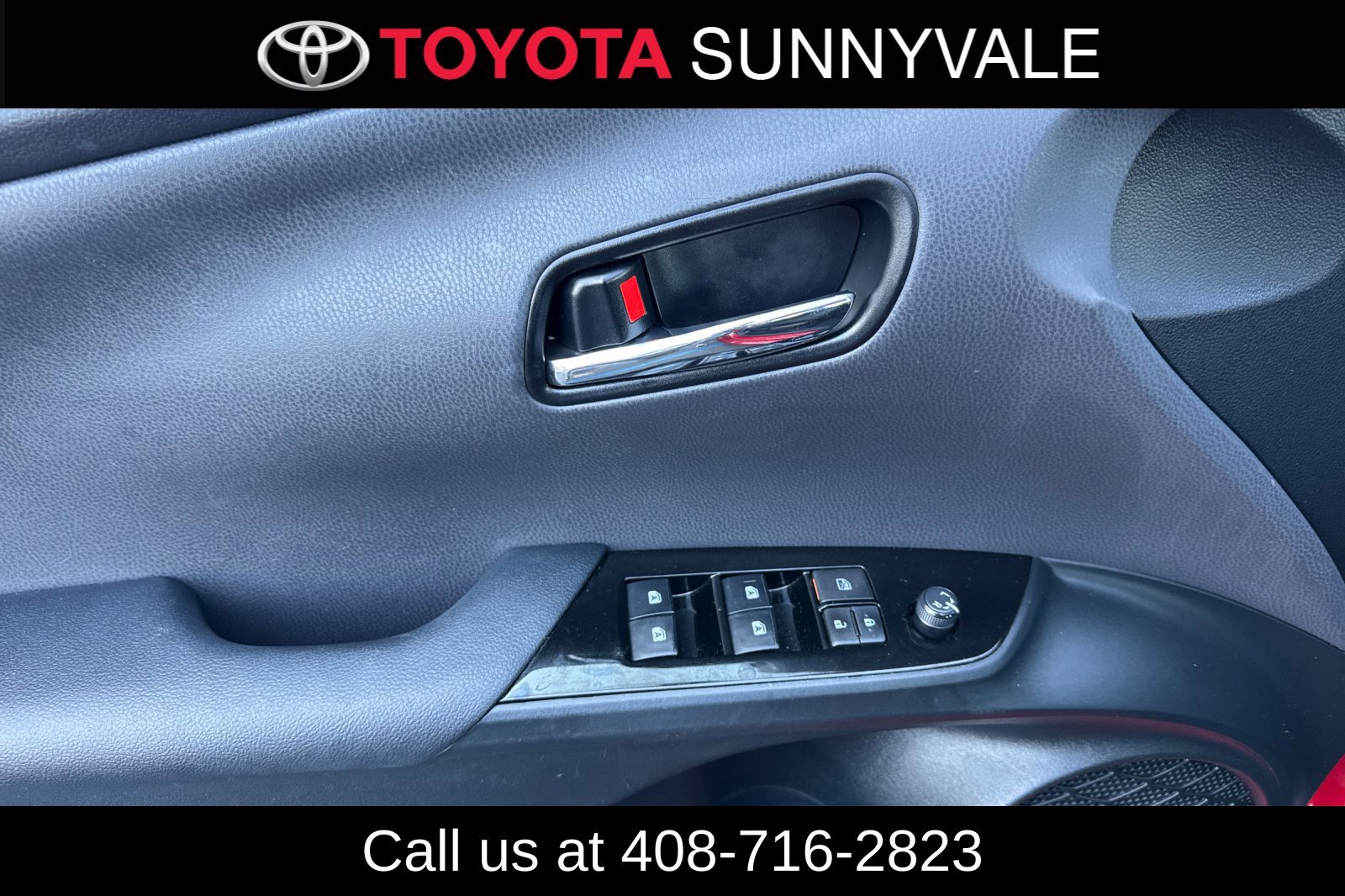 Certified 2018 Toyota Prius Prime Plus FWD image 12