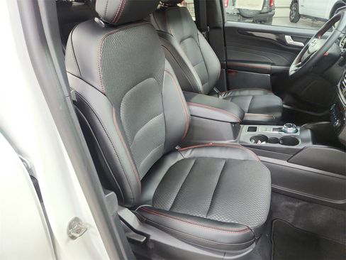 New 2026 Ford Escape ST-Line w/ Tech Pack #1 image 36