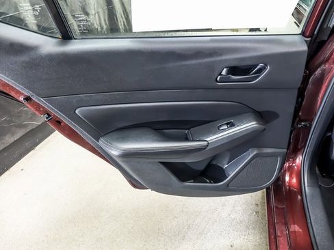 Used 2024 Nissan Altima 2.5 SV image 21