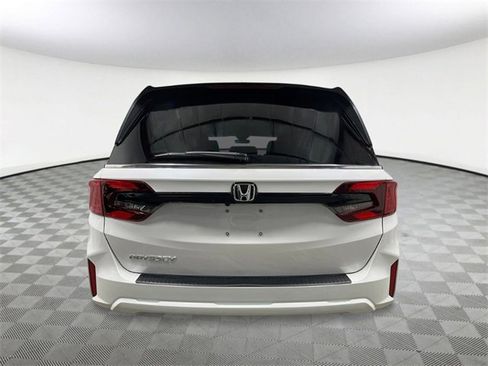 New 2026 Honda Odyssey EX-L image 5