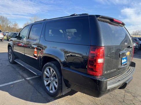 Used 2013 Chevrolet Suburban LTZ image 4