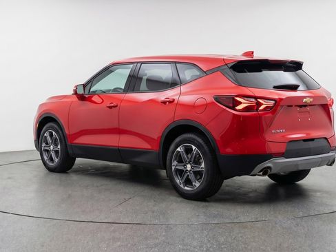 Used 2025 Chevrolet Blazer LT image 6