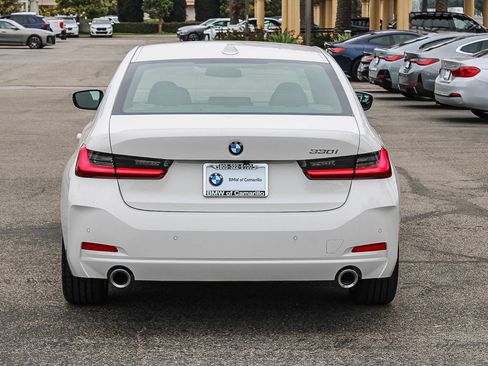 Used 2026 BMW 330i Sedan RWD image 5