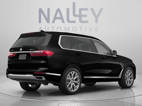 Used 2020 BMW X7 xDrive40i w/ Luxury Seating Package AWD/4WD image 3