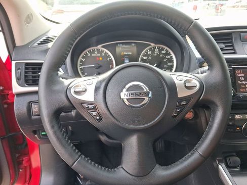 Used 2018 Nissan Sentra SV FWD image 17