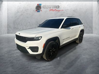 Used 2024 Jeep Grand Cherokee Altitude
