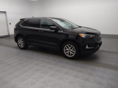 Used 2023 Ford Edge SEL image 11