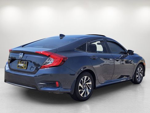 Used 2018 Honda Civic EX image 5