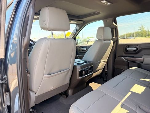 Used 2021 Chevrolet Silverado 1500 LTZ w/ LTZ Premium Package AWD/4WD image 18