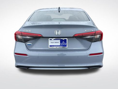 Certified 2024 Honda Civic Touring image 5