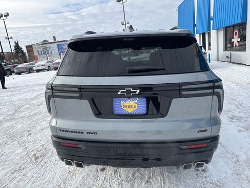 New 2026 Chevrolet Traverse RS image 12