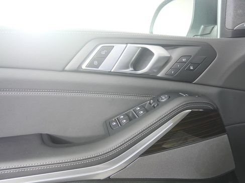 Certified 2026 BMW X5 sDrive40i RWD image 8