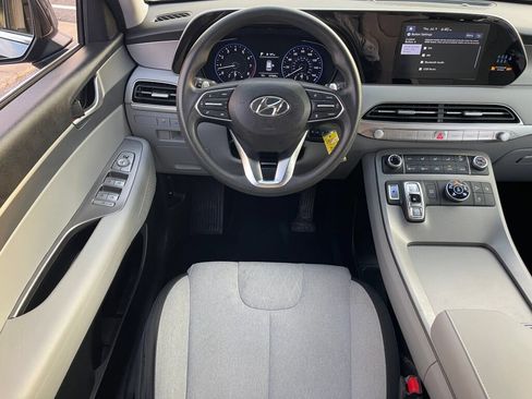 Used 2022 Hyundai Palisade SE w/ Cargo Package AWD/4WD image 2