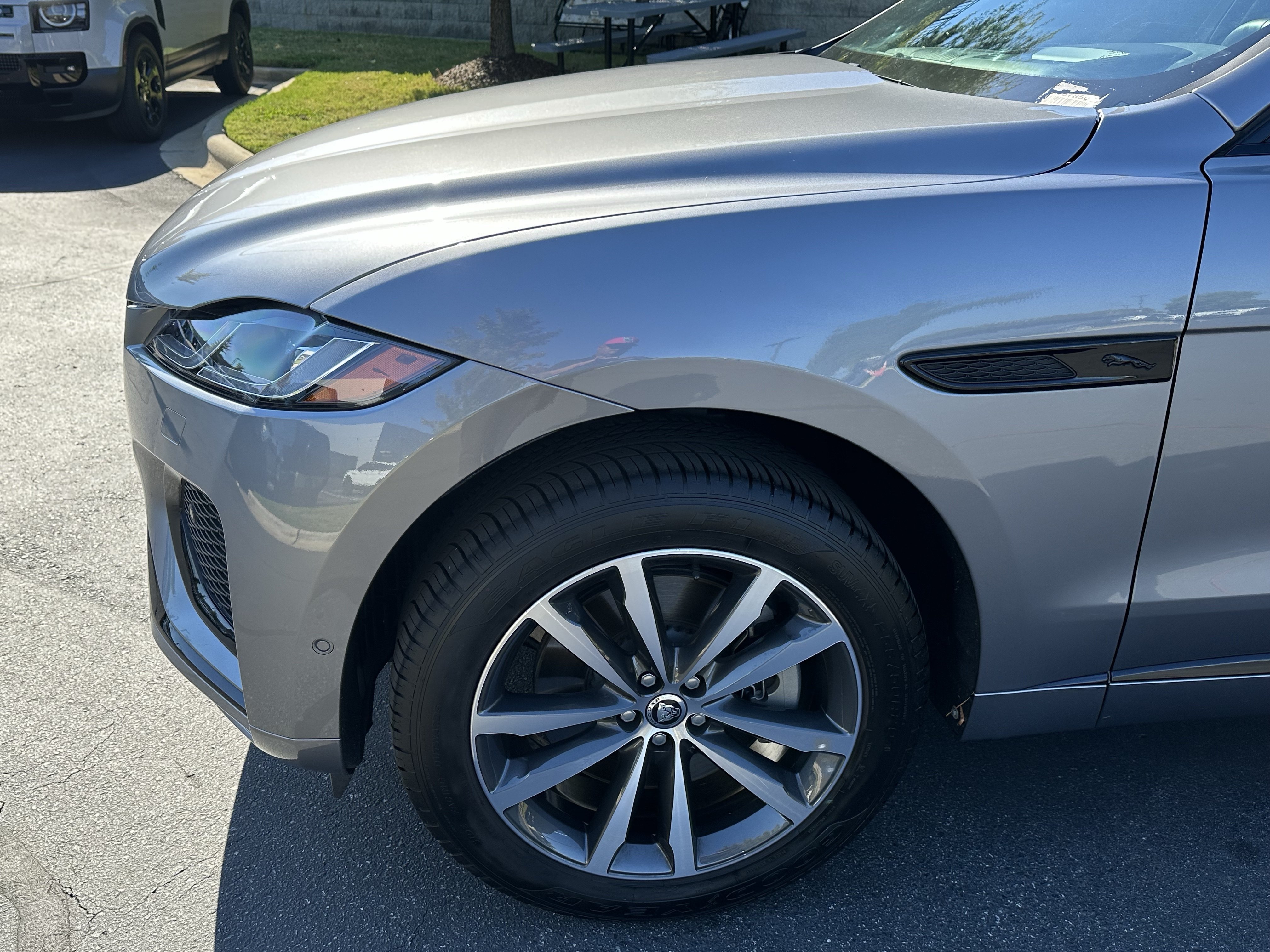 Certified 2026 Jaguar F-PACE R-Dynamic S AWD/4WD image 13