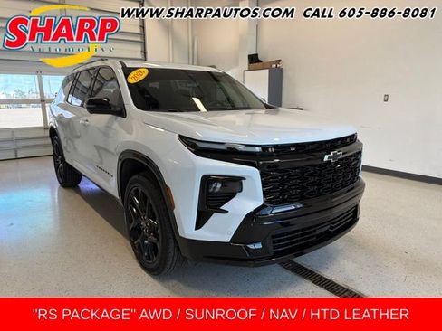 Used 2026 Chevrolet Traverse RS AWD/4WD image 1