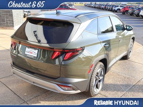 Certified 2025 Hyundai Tucson SEL FWD image 6
