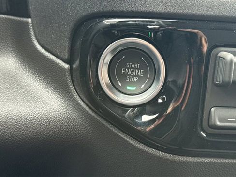 New 2026 GMC Sierra 1500 SLE w/ Preferred Package image 25