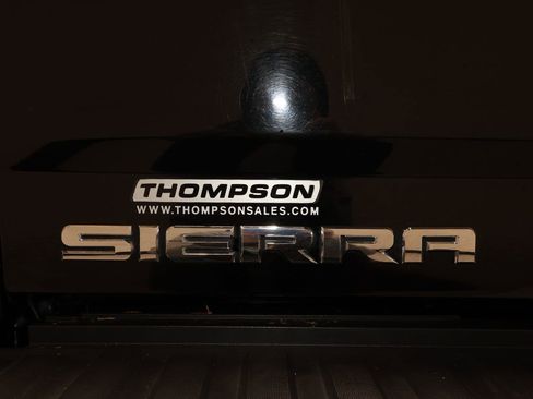 Used 2018 GMC Sierra 1500 SLT w/ SLT Premium Package image 34