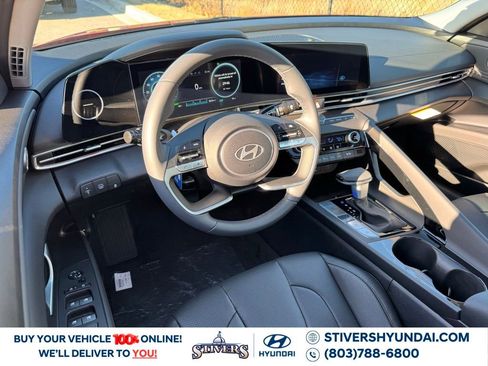 New 2026 Hyundai Elantra Limited image 3