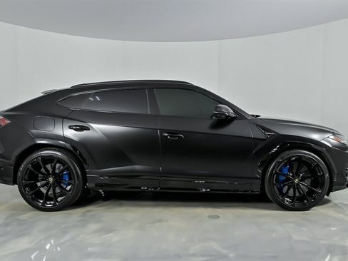 Used 2021 Lamborghini Urus AWD/4WD image 14