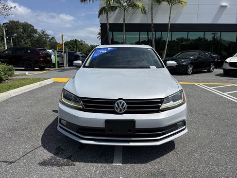 Used 2017 Volkswagen Jetta SEL FWD image 29