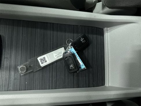 Used 2019 Honda Pilot LX image 32