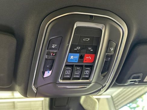 Used 2024 Jeep Grand Cherokee Limited 4xe AWD/4WD image 34