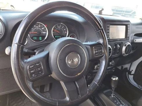 Used 2014 Jeep Wrangler Unlimited Sahara w/ Connectivity Group image 20