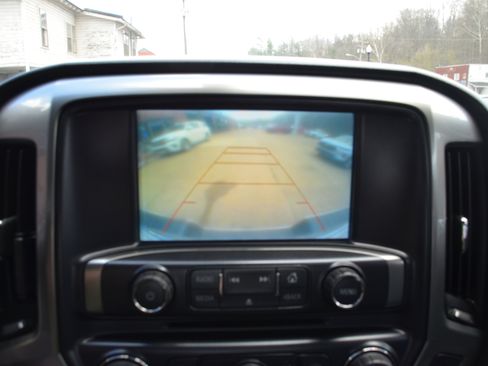 Used 2018 Chevrolet Silverado 1500 LT w/ All Star Edition image 17