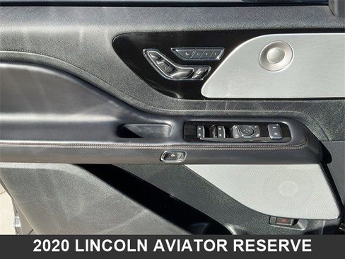 Used 2020 Lincoln Aviator Reserve w/ Equipment Group 201A image 10