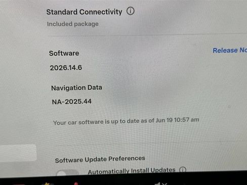 Used 2022 Tesla Model Y Long Range AWD/4WD image 29