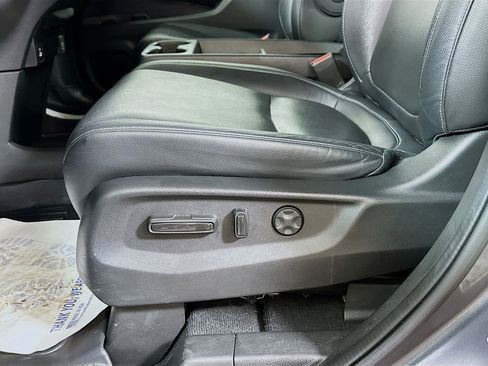 Used 2023 Honda Odyssey EX-L image 17