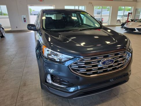 Used 2022 Ford Edge SEL w/ Convenience Package AWD/4WD image 4