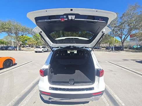 Used 2025 Mercedes-Benz GLB 250 GLB 250 image 29