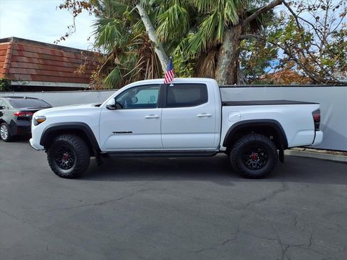 Certified 2023 Toyota Tacoma TRD Off-Road image 3