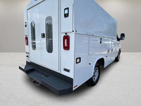 Used 2019 Chevrolet Express 3500 w/ Power Convenience Package RWD image 41