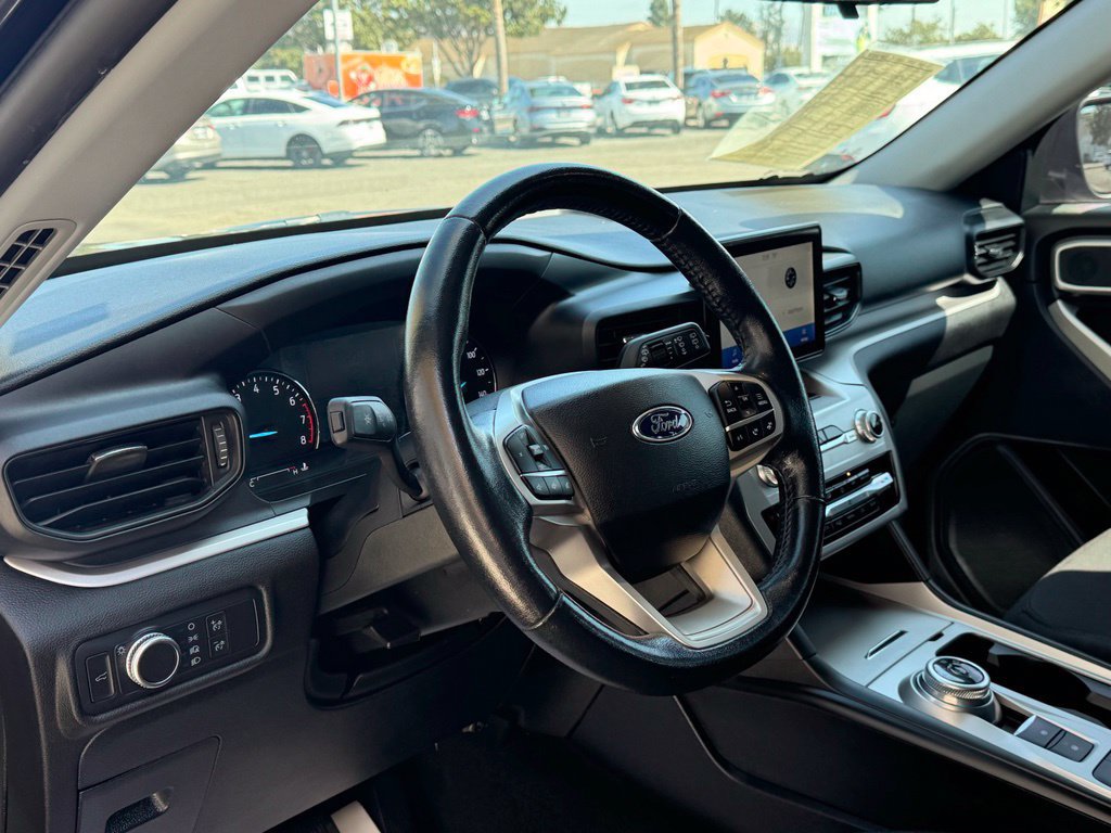 Used 2022 Ford Explorer XLT RWD image 10