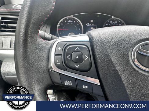 Used 2017 Toyota Camry SE image 20