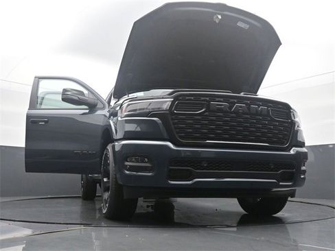 New 2026 RAM 1500 4x4 Crew Cab image 58