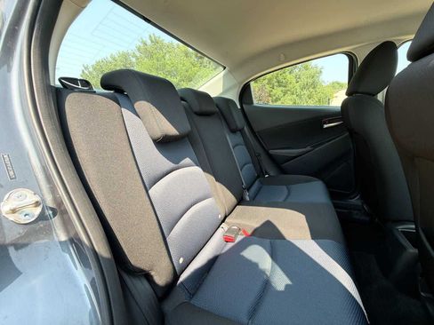 Used 2018 Toyota Yaris iA FWD image 17