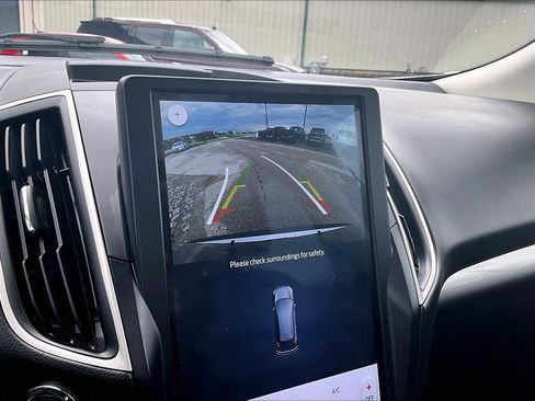 Used 2024 Ford Edge SEL w/ Convenience Package image 30