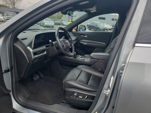 Used 2024 Cadillac XT4 Premium Luxury AWD/4WD image 12