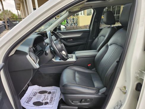 Used 2025 MAZDA CX-70 3.3 Turbo w/ Preferred Package image 9