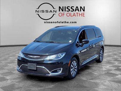 Used 2020 Chrysler Pacifica Touring-L