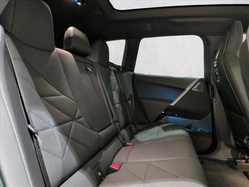 Certified 2025 BMW iX M60 image 21