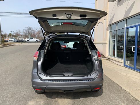 Used 2016 Nissan Rogue SV AWD/4WD image 8
