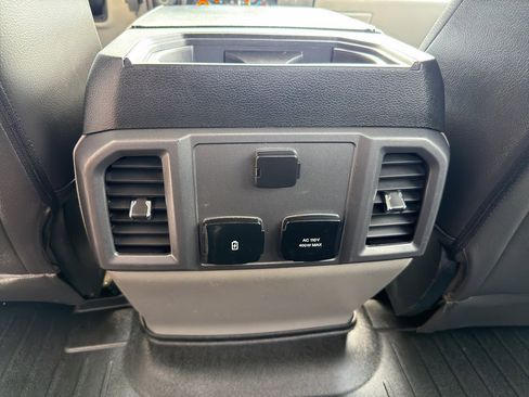 Used 2018 Ford F150 XLT w/ Equipment Group 302A Luxury AWD/4WD image 38