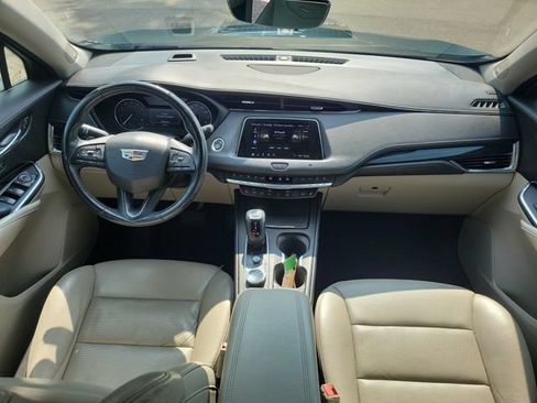 Used 2019 Cadillac XT4 Premium Luxury w/ Enhanced Visibility Package FWD image 8