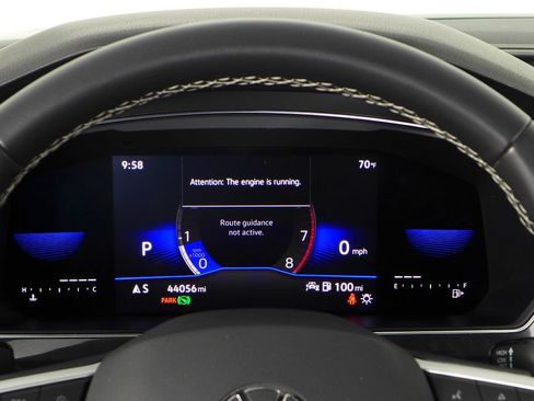 Certified 2023 Volkswagen Tiguan SE R-Line FWD image 28